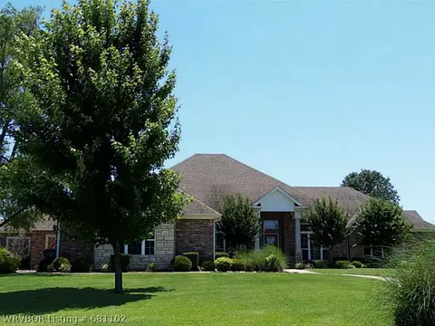 6812 Deerfield Dr, Fort Smith, AR 72916 photo 1