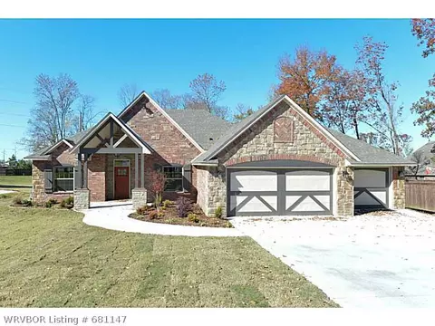 8421 Reata St, Fort Smith, AR 72916 photo 1