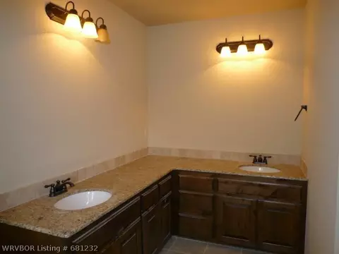 9019 Gracie Ln, Fort Smith, AR 72916 photo 17