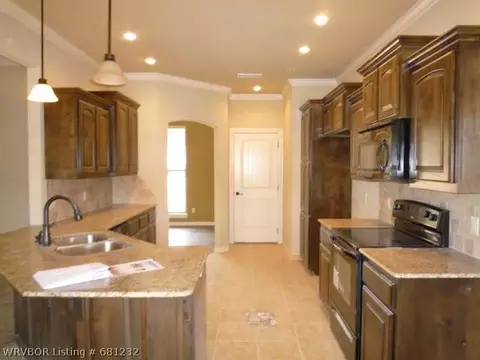 9019 Gracie Ln, Fort Smith, AR 72916 photo 8