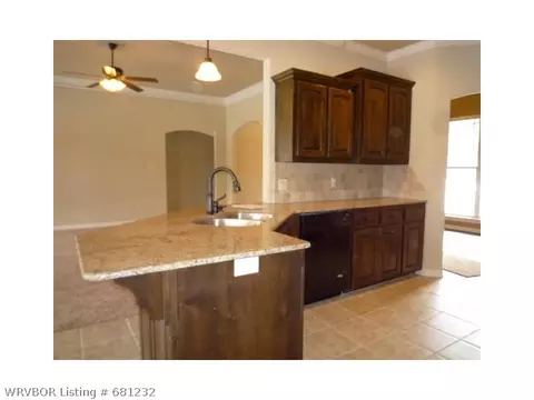 9019 Gracie Ln, Fort Smith, AR 72916 photo 9