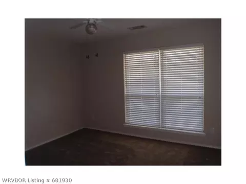 1106 N 10 St, Barling, AR 72923 photo 5