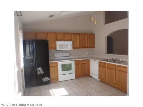 1106 N 10 St, Barling, AR 72923 photo 3