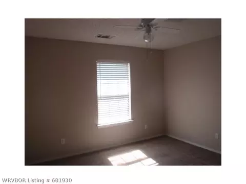 1106 N 10 St, Barling, AR 72923 photo 7