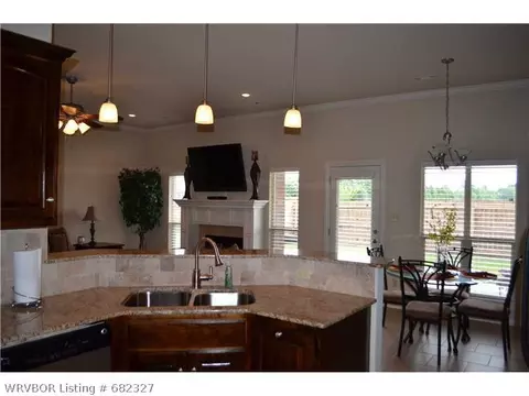 8708 Lakeside Way, Fort Smith, AR 72903 photo 5