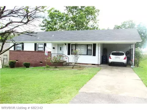3002 S 17 St, Fort Smith, AR 72901 photo 2