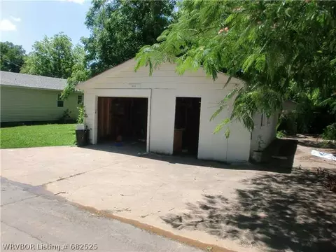 1443 N 19th St, Fort Smith, AR 72904 photo 4