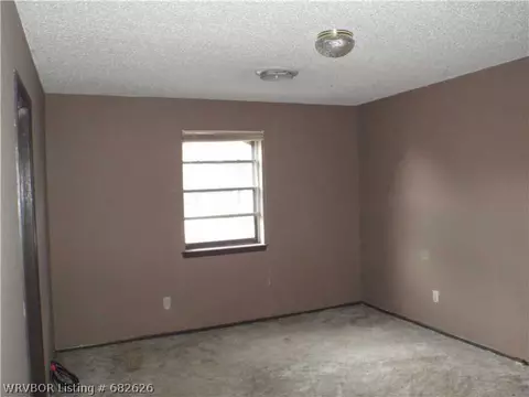 8920 Fresno St, Fort Smith, AR 72903 photo 5