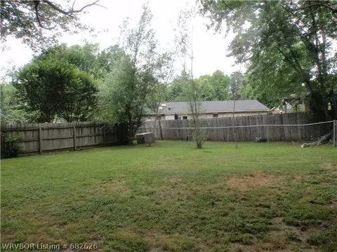 8920 Fresno St, Fort Smith, AR 72903 photo 13