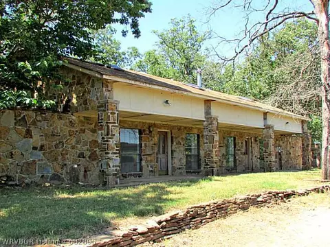 10725 Oklahoma Rd, Hackett, AR 72937 photo 1