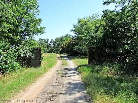 10725 Oklahoma Rd, Hackett, AR 72937 photo 21
