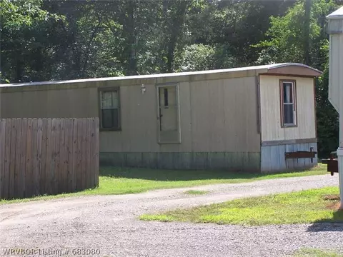 9227 Cain Rd, Alma, AR 72921 photo 2