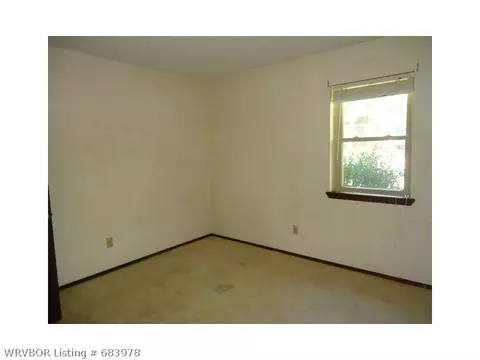 1418 Joey Cir, Lavaca, AR 72941 photo 10