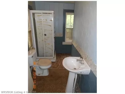 311 E 6th St, Waldron, AR 72958 photo 6