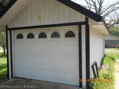 311 E 6th St, Waldron, AR 72958 photo 13