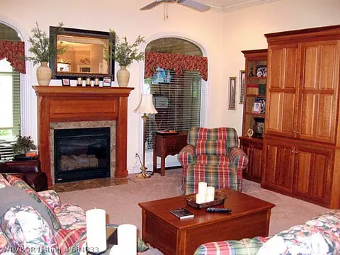 11212 Maple Park Dr, Fort Smith, AR 72916 photo 5
