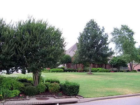 11212 Maple Park Dr, Fort Smith, AR 72916 photo 21