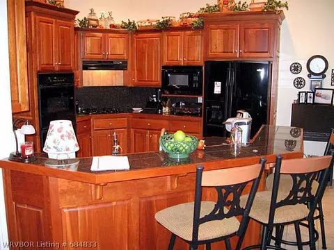 11212 Maple Park Dr, Fort Smith, AR 72916 photo 8