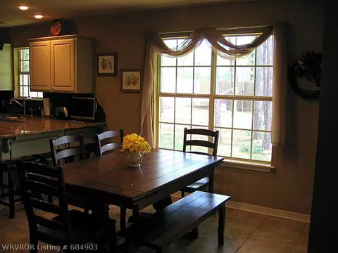 2404 L St, Barling, AR 72923 photo 4