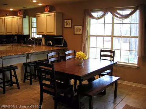 2404 L St, Barling, AR 72923 photo 3