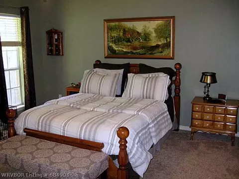 2404 L St, Barling, AR 72923 photo 9