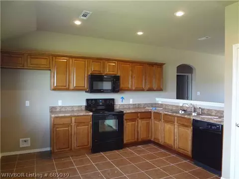 623 Ridge Point Dr, Fort Smith, AR 72908 photo 4