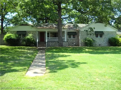 1445 N 49th St, Fort Smith, AR 72904 photo 1