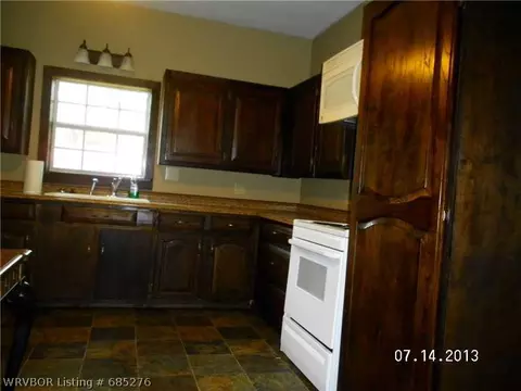 302 S Hazel St, Hartford, AR 72938 photo 5