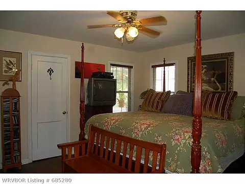2104 S T St, Fort Smith, AR 72901 photo 9