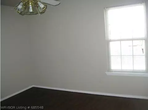 405 Bordeaux Cir, Fort Smith, AR 72908 photo 17