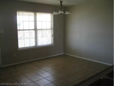 405 Bordeaux Cir, Fort Smith, AR 72908 photo 11