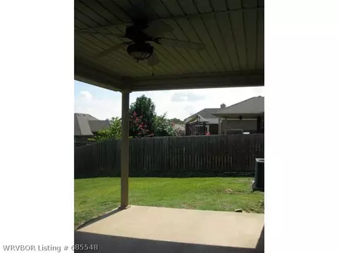 405 Bordeaux Cir, Fort Smith, AR 72908 photo 3