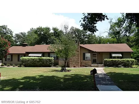 2115 Valley Ln, Fort Smith, AR 72901 photo 1