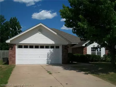 706 Village Dr, Lavaca, AR 72941 photo 1