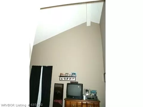 110 Rowe Ave, Pocola, OK 74902 photo 8