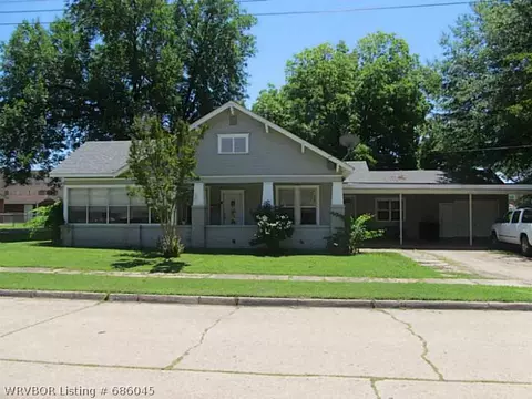 210 E Church St, Paris, AR 72855 photo 1