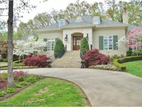 3001 S Cliff Dr, Fort Smith, AR 72901 photo 1
