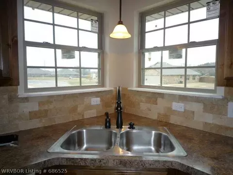 6102 Hickory Ln, Fort Smith, AR 72916 photo 8