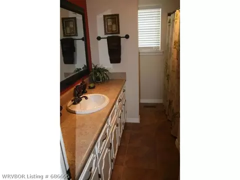 8201 Clover Dr, Fort Smith, AR 72908 photo 11