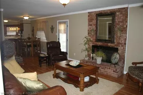 8201 Clover Dr, Fort Smith, AR 72908 photo 5