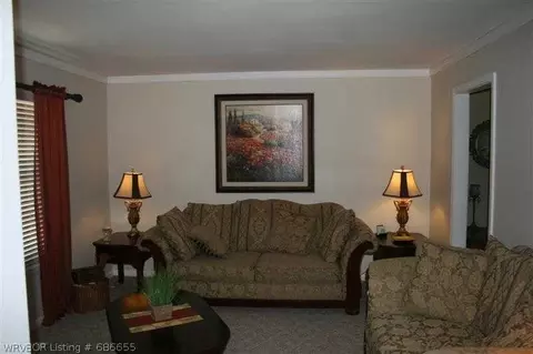8201 Clover Dr, Fort Smith, AR 72908 photo 2