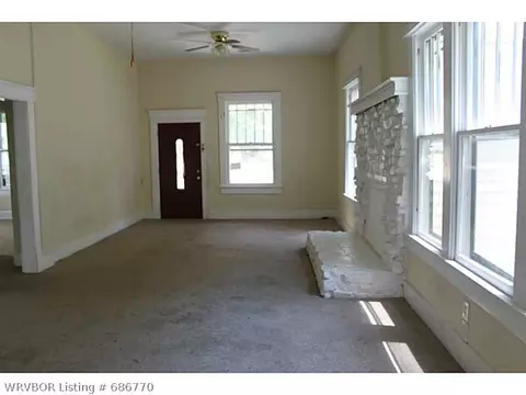 619 N 18th St, Fort Smith, AR 72901 photo 5