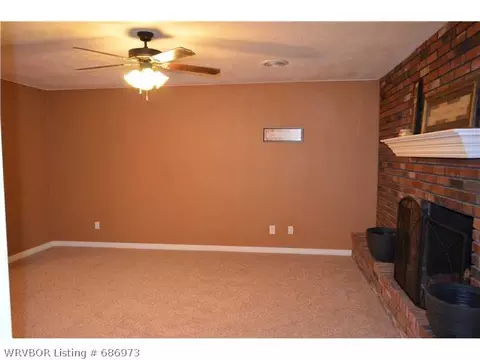 8924 Bryn Mawr Cir, Fort Smith, AR 72908 photo 4