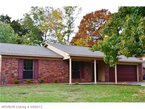 8924 Bryn Mawr Cir, Fort Smith, AR 72908 photo 1
