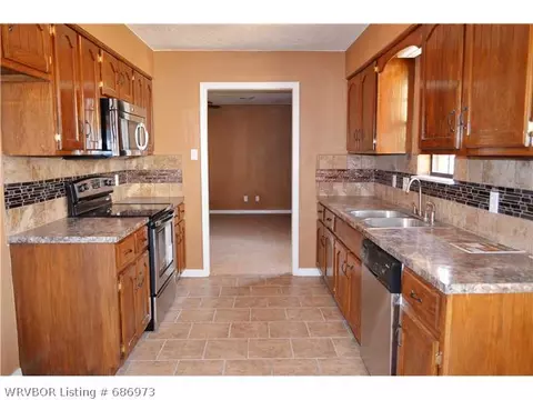 8924 Bryn Mawr Cir, Fort Smith, AR 72908 photo 5