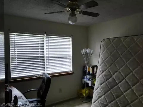 211 S 21st Ter, Fort Smith, AR 72908 photo 9