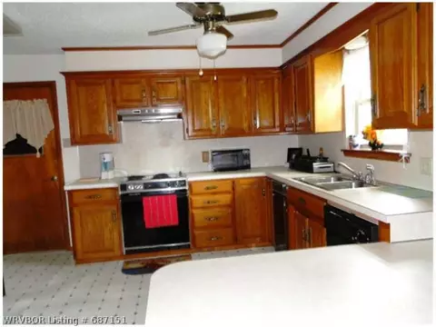 211 S 21st Ter, Fort Smith, AR 72908 photo 7