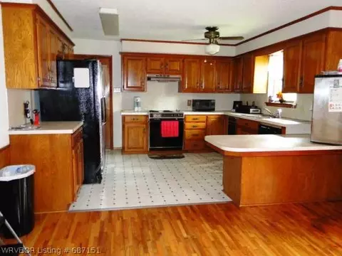 211 S 21st Ter, Fort Smith, AR 72908 photo 6