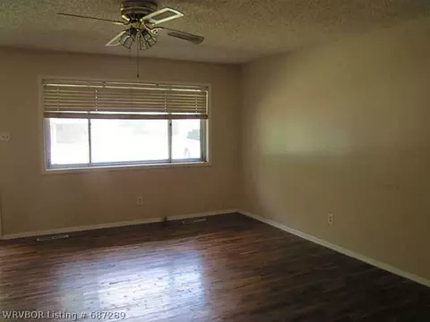 2816 S 34 St, Fort Smith, AR 72903 photo 4