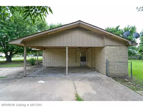 103 Cesar St, Pocola, OK 74902 photo 3